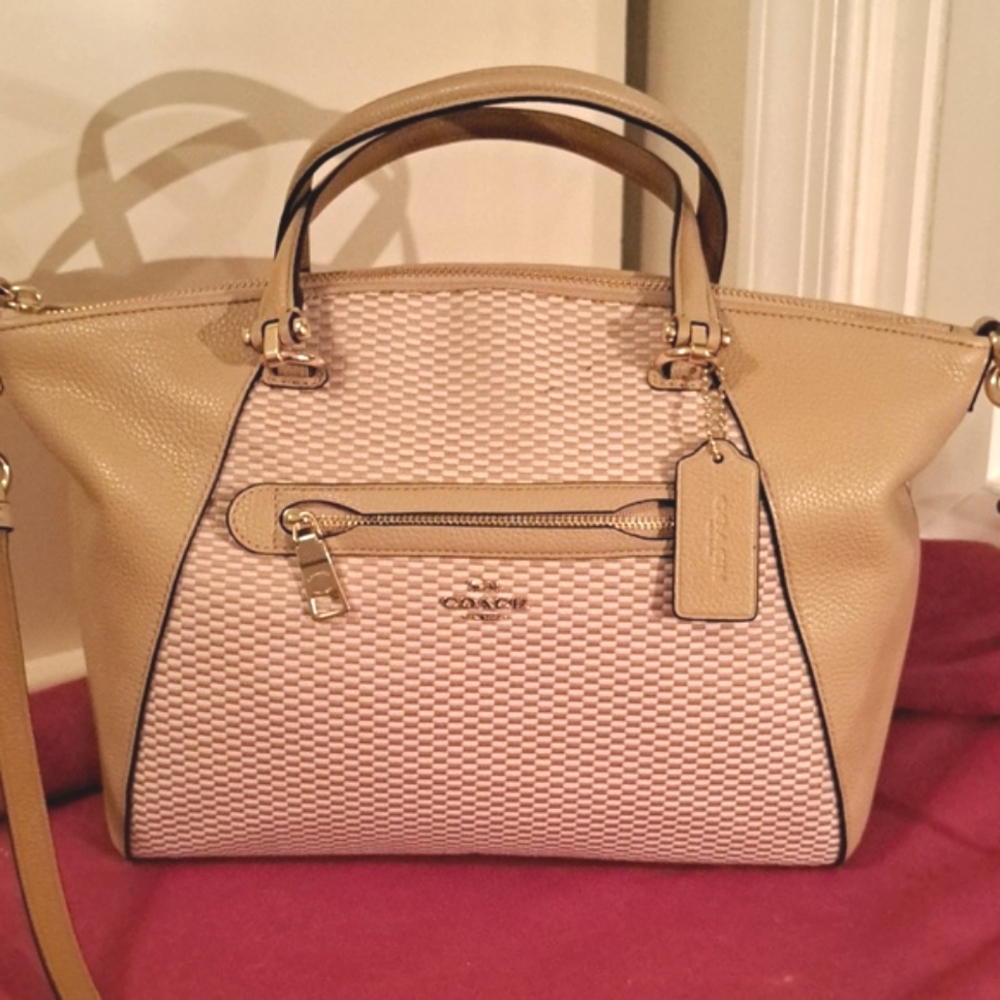 NEW Coach Prairie       Tan/Cream Satchel and Crossbody - Picture 3 of 15